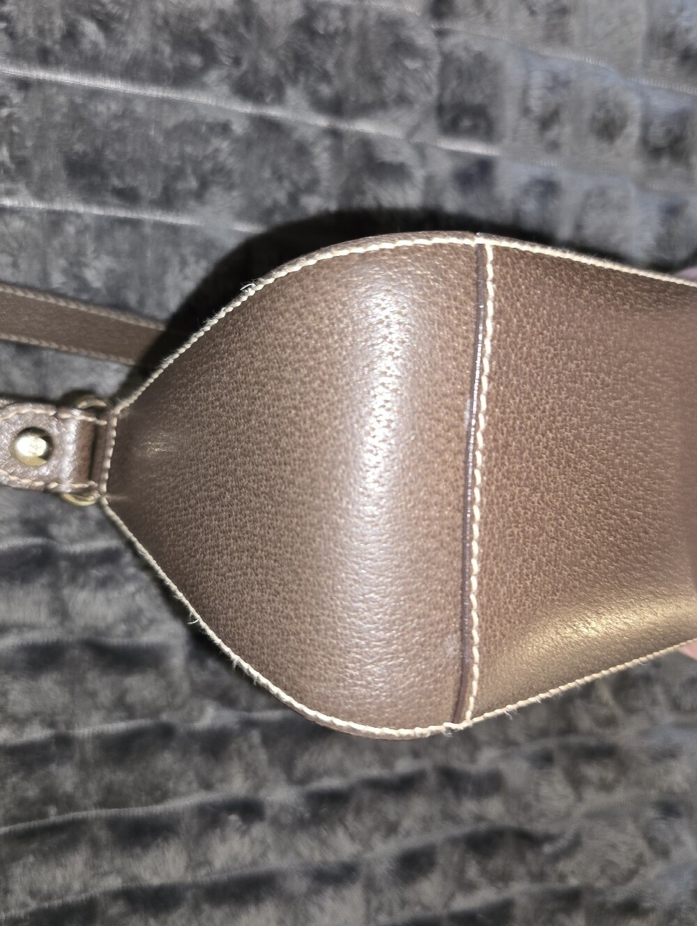 Kate Spade Vintage Brown Pebbled Leather Baguette Shoulder Bag. EUC - Picture 11 of 14